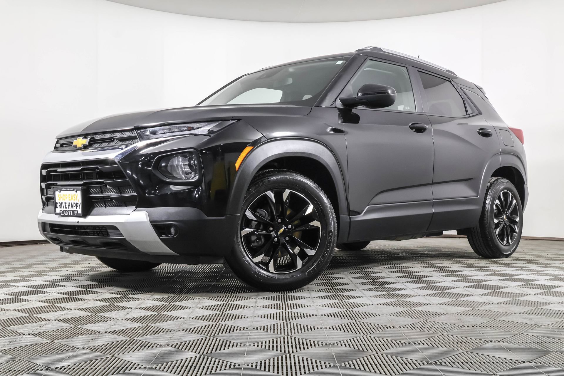 Used 2023 Chevrolet TrailBlazer LT with VIN KL79MPS23PB069621 for sale in Elk Grove Village, IL