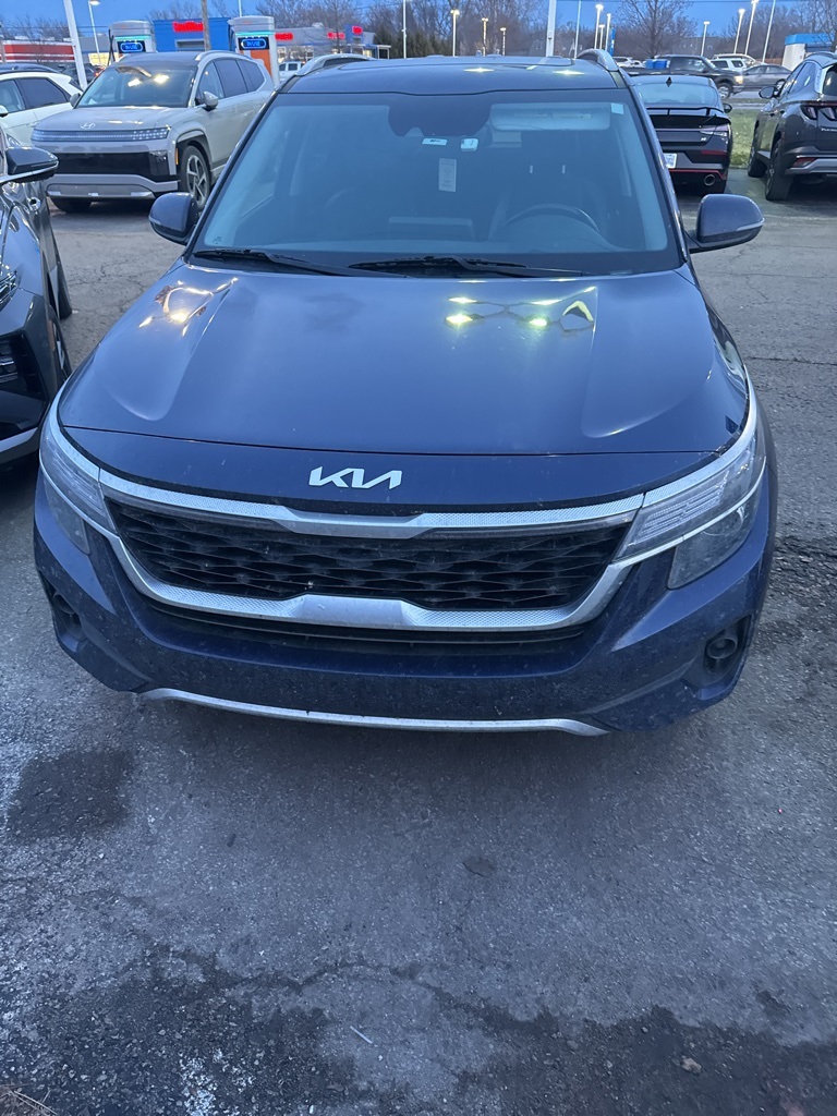 2022 Kia Seltos EX's photo