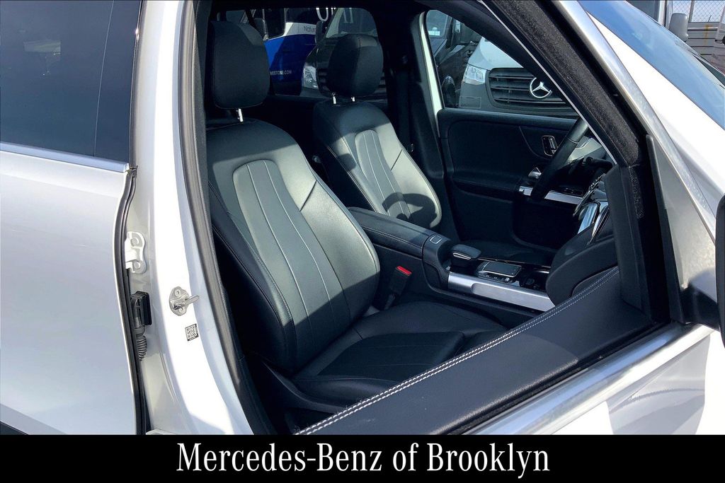 2021 Mercedes Benz GLB 250 4MATIC photo 8