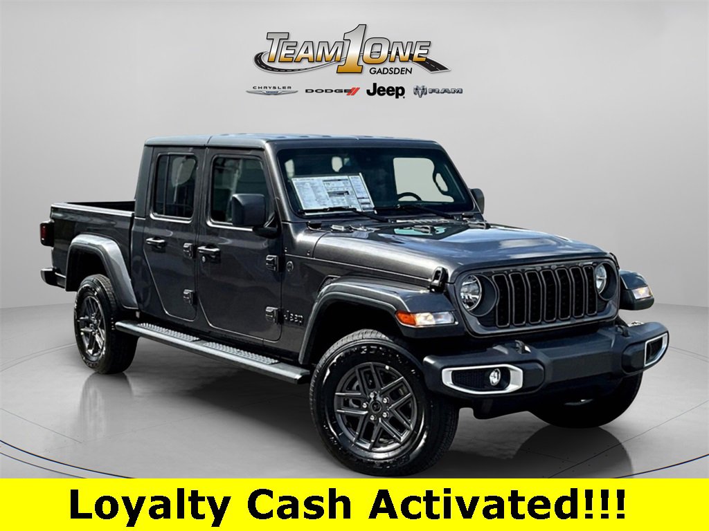 2025 Jeep Gladiator Sport S's photo