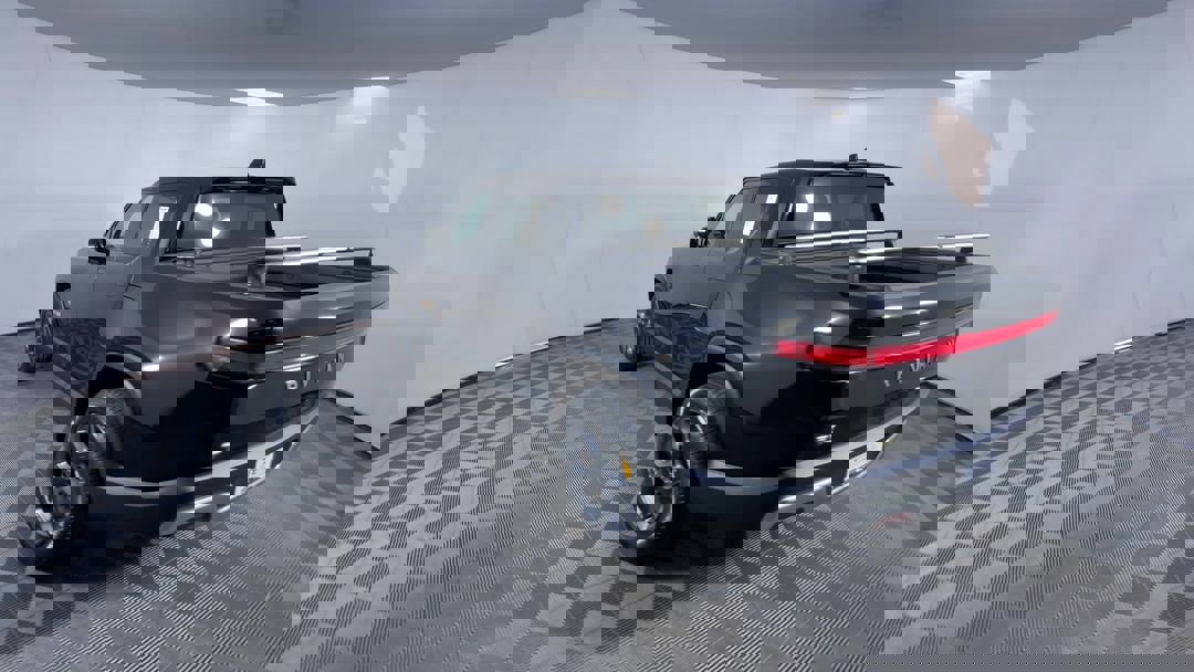 2023 Rivian R1T Adventure photo 7