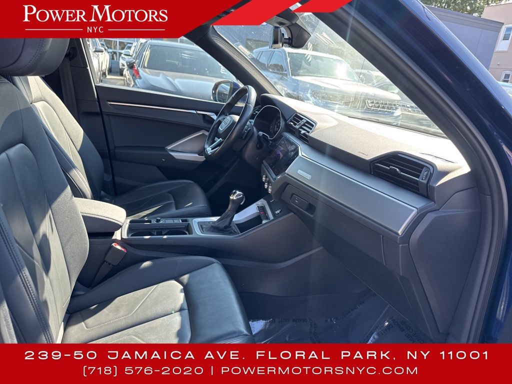 2023 Audi Q3 S line Premium photo 13