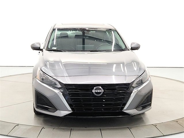 2023 Nissan Altima 2.5 SL photo 2