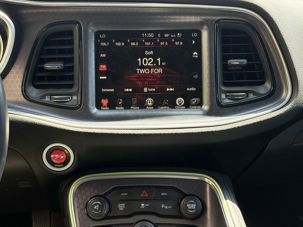 2015 Dodge Challenger SXT Plus photo 10