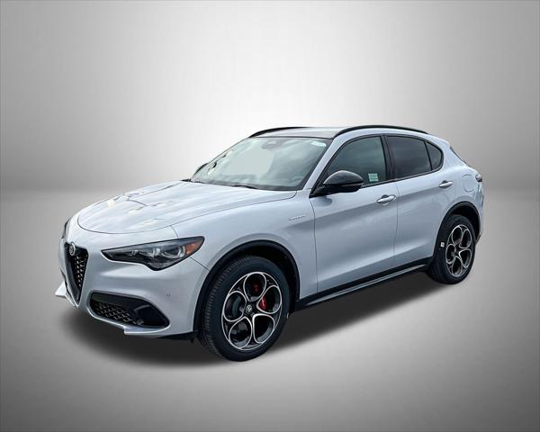 2025 Alfa Romeo Stelvio Base's photo