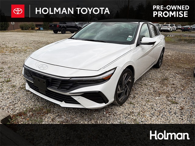 2024 Hyundai Elantra Limited's photo