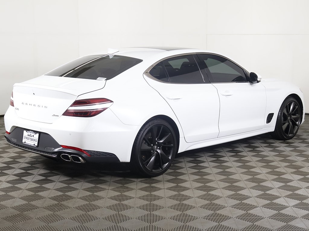 2023 Genesis G70 2.0T Sport Prestige photo 11