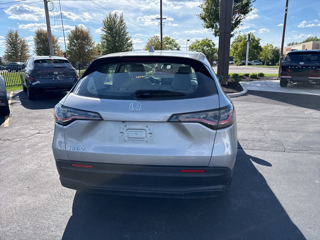 2023 Honda HR-V LX photo 3