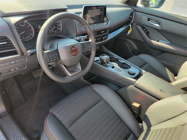 2026 Nissan Rogue SV photo 11