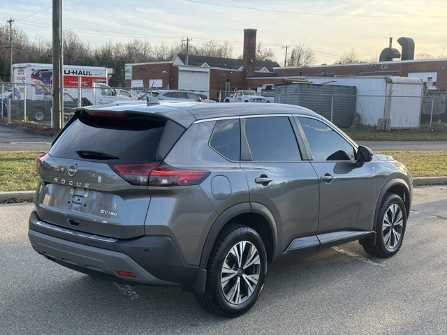 2022 Nissan Rogue SV photo 3