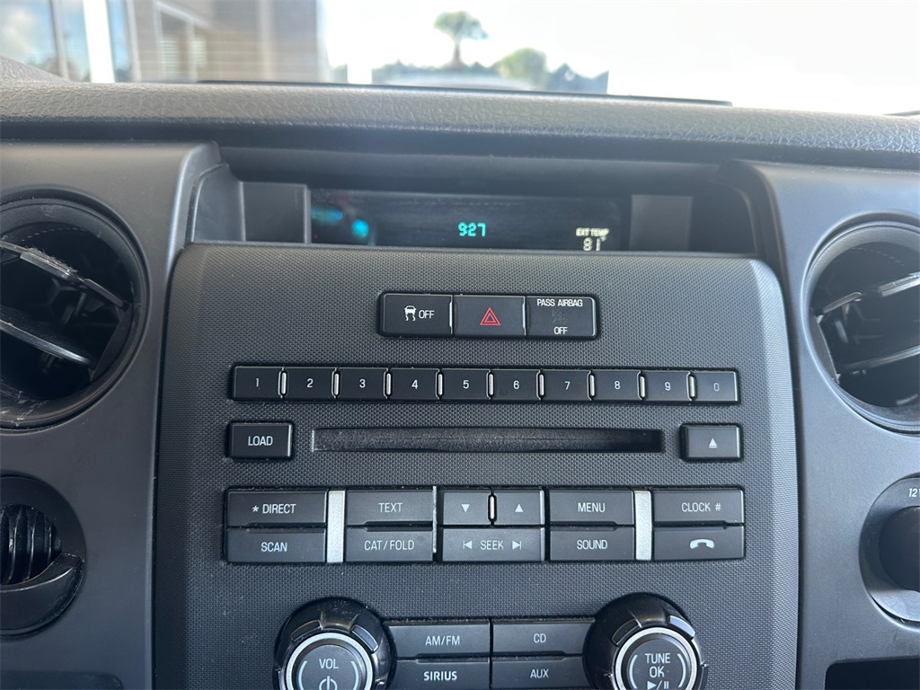 2014 Ford F-150 XL photo 17