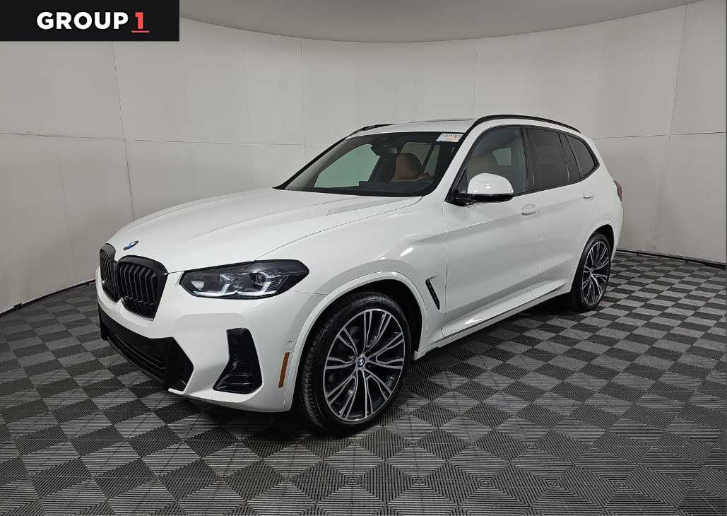 2023 BMW X3 30i's photo