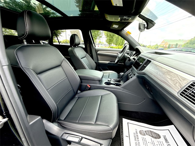 2021 Volkswagen Atlas Cross Sport V6 SE Technology photo 22