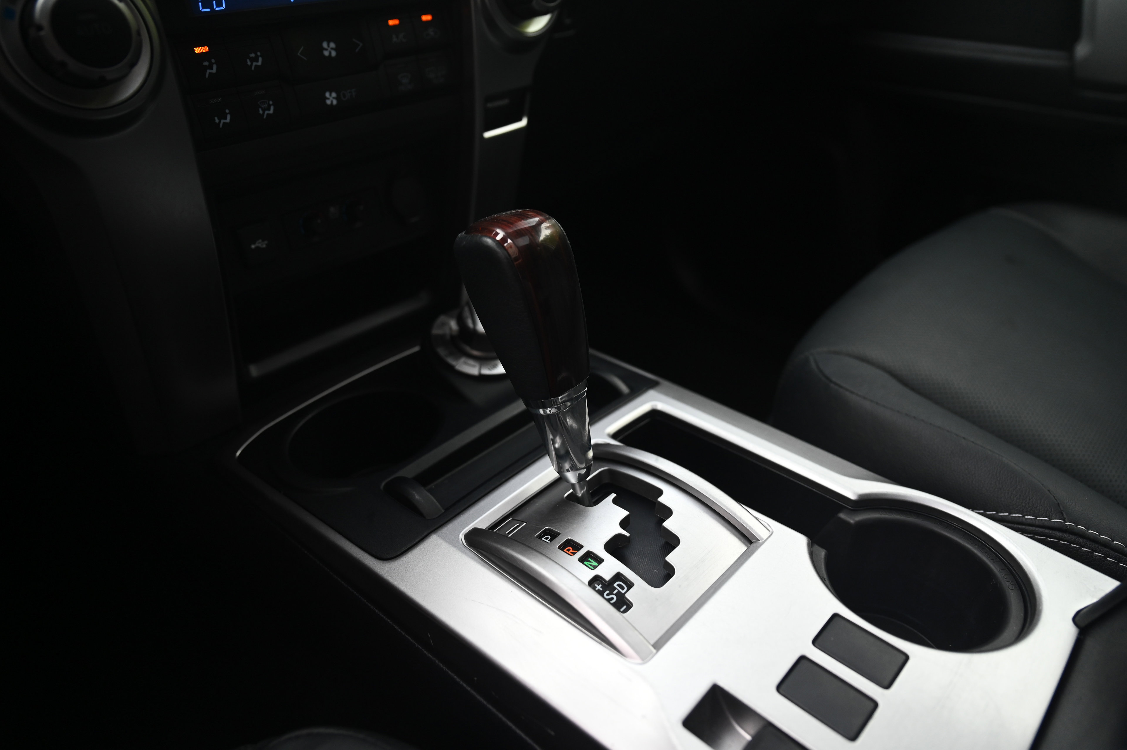 2022 Toyota 4Runner Limited photo 13