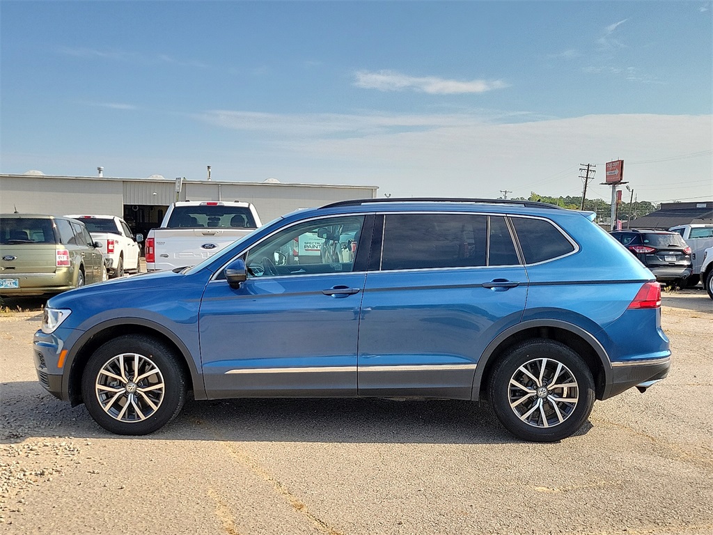 2020 Volkswagen Tiguan SE photo 3