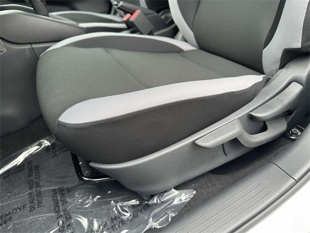 2025 Nissan Versa S photo 13