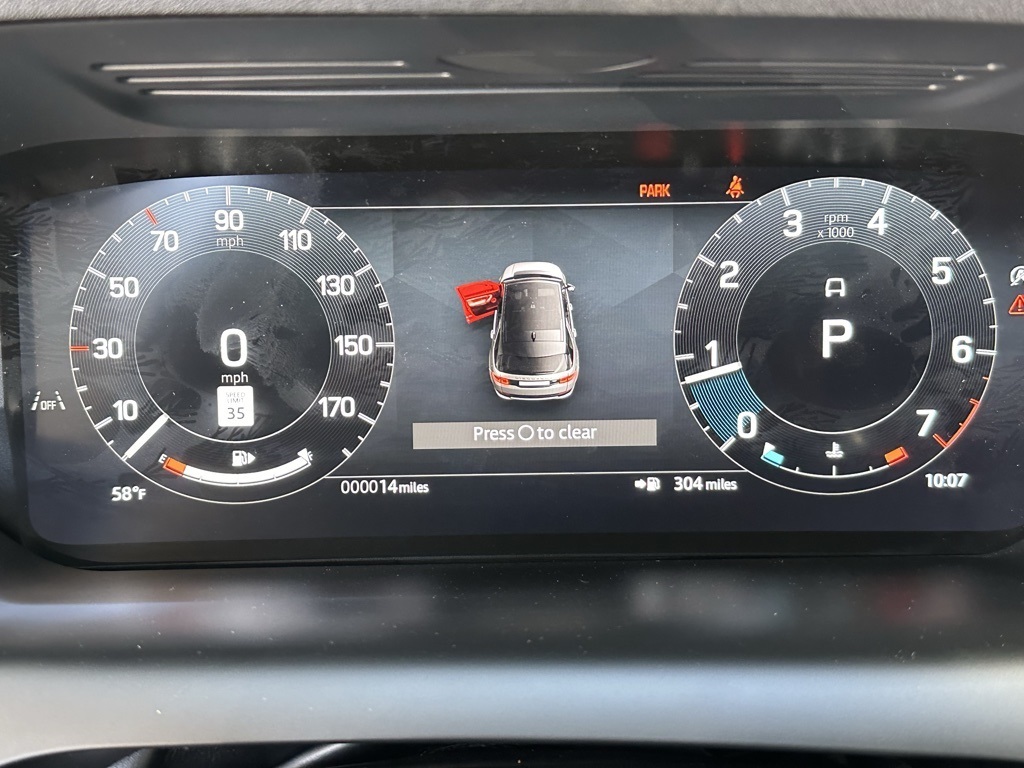 2025 Land Rover Discovery Sport Dynamic SE photo 18