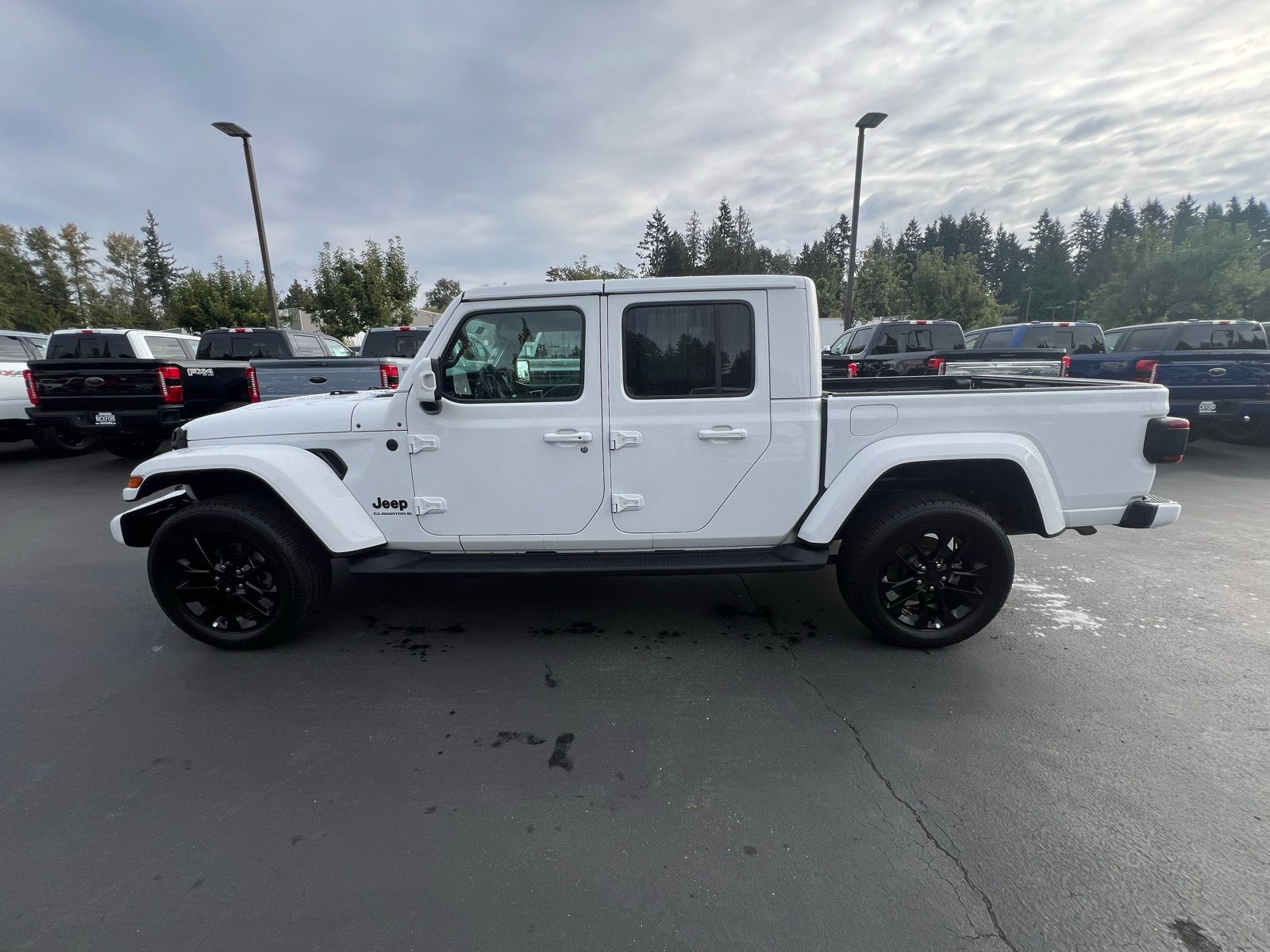 2023 Jeep Gladiator High Altitude photo 9