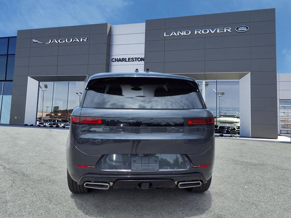 2025 Land Rover Range Rover Sport SE photo 4