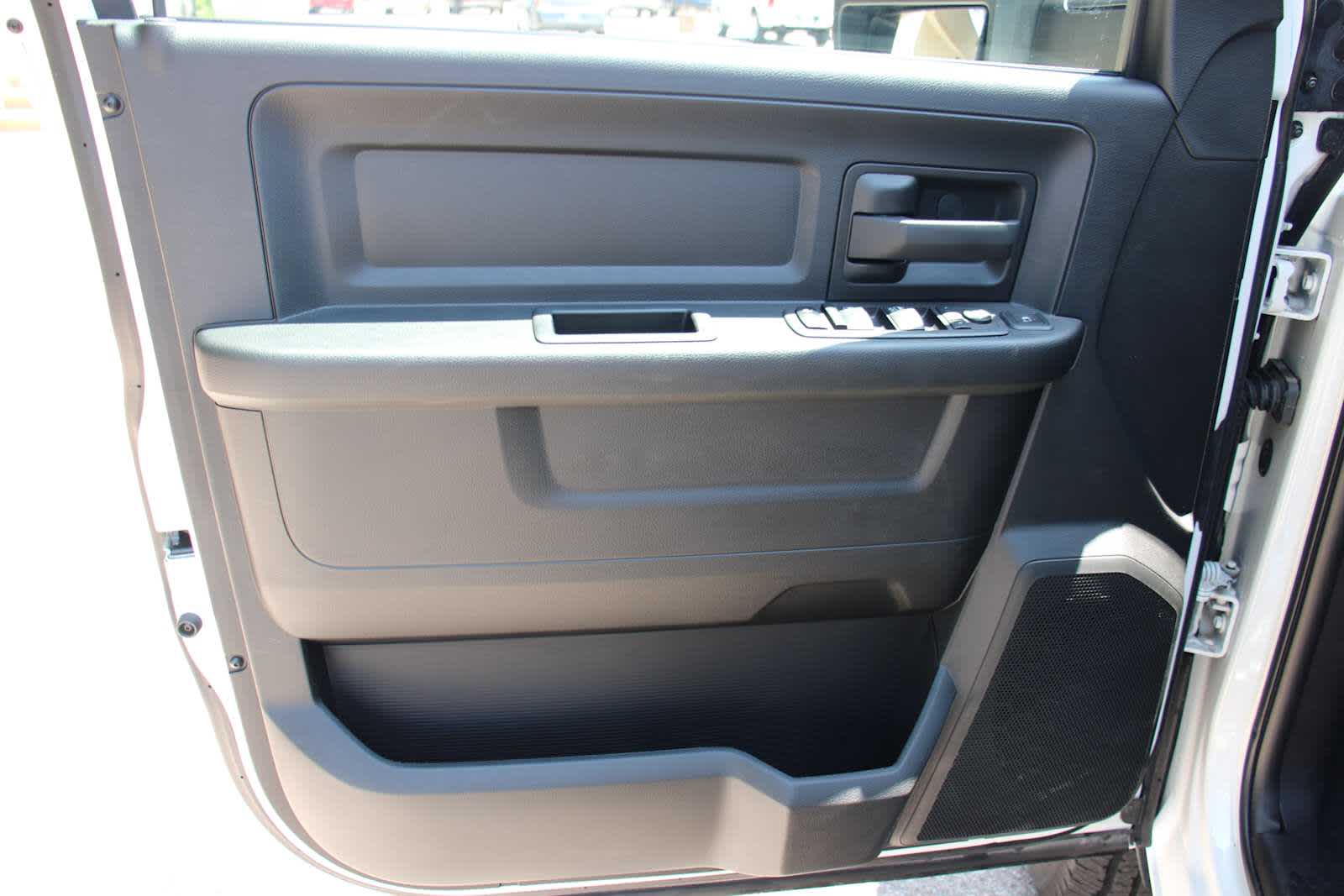 2024 Ram 2500 Tradesman photo 14