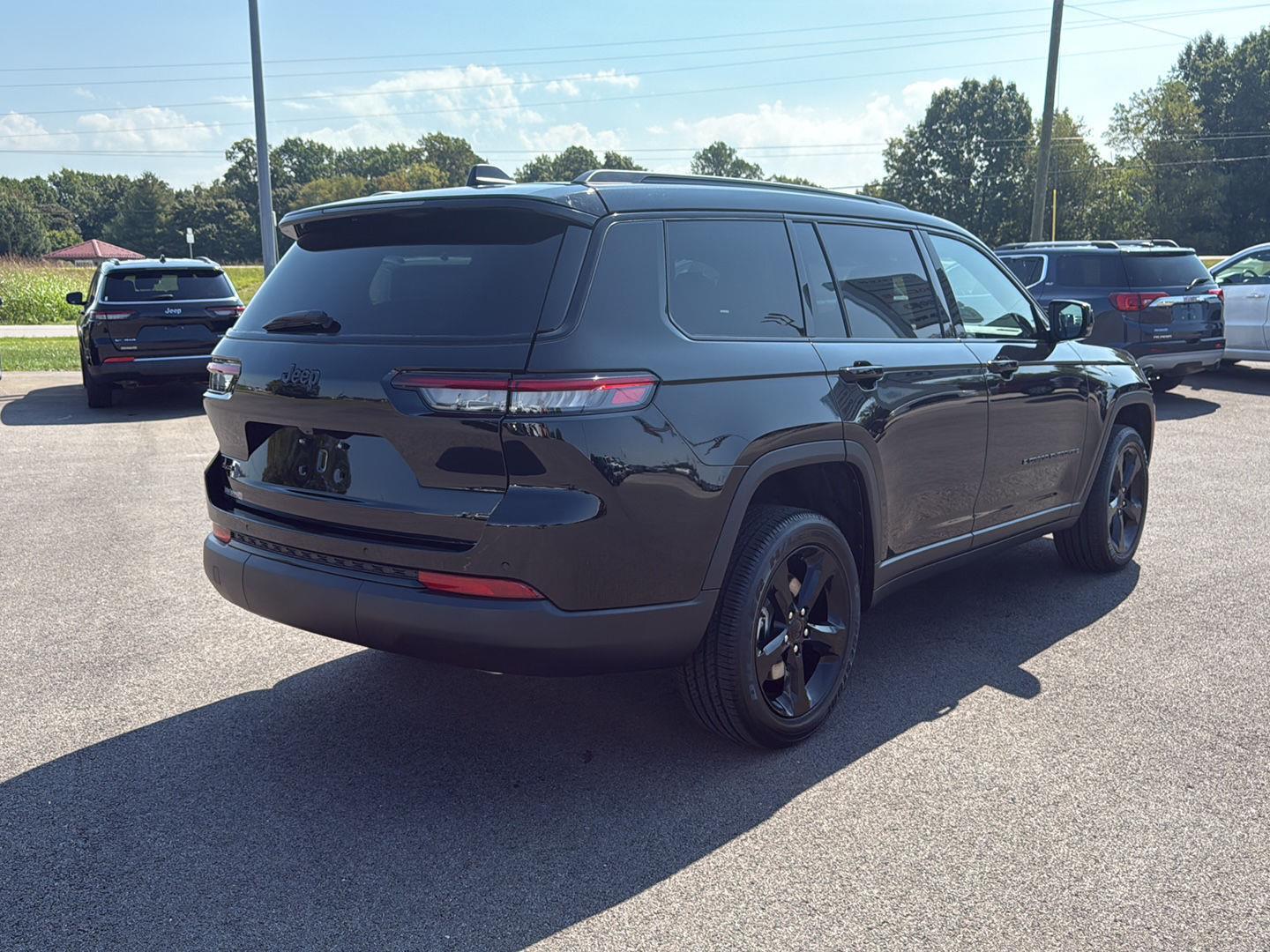 2025 Jeep Grand Cherokee Altitude X photo 18