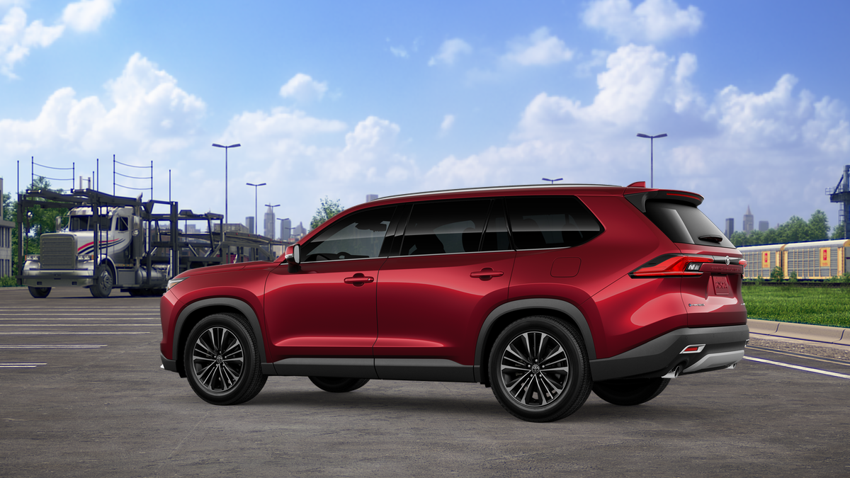 2026 Toyota Grand Highlander Limited photo 3