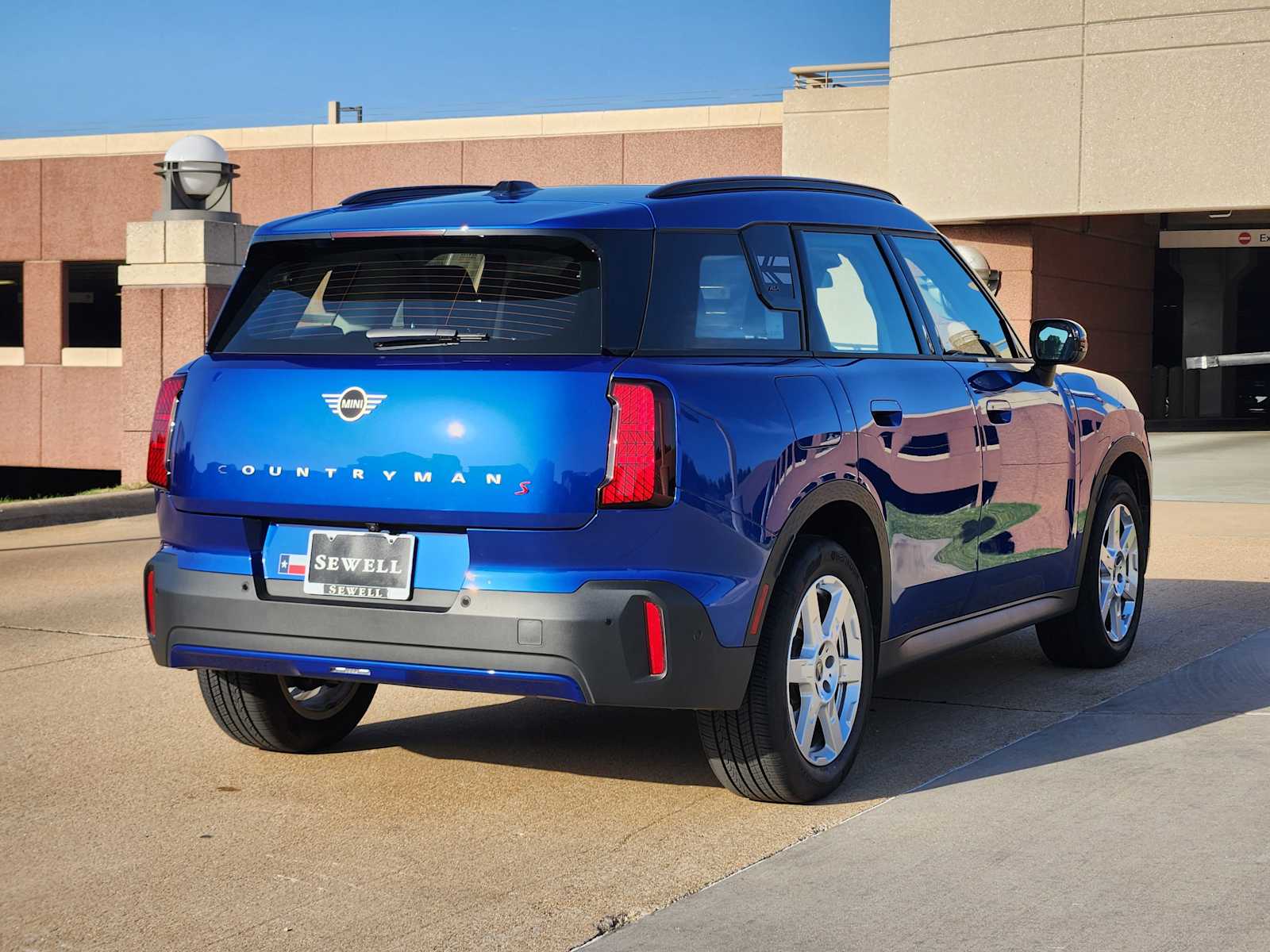 2025 Mini Countryman S ALL4 photo 4