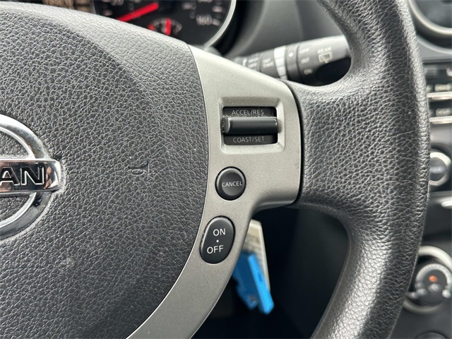 2015 Nissan Rogue Select S photo 21