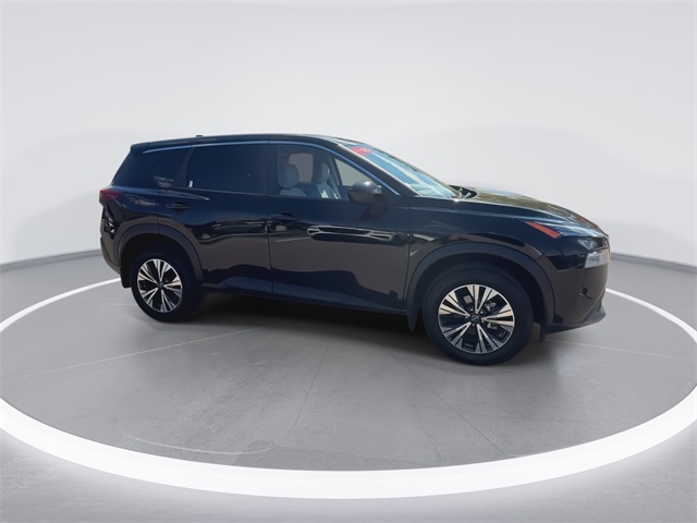 2023 Nissan Rogue SV photo 2