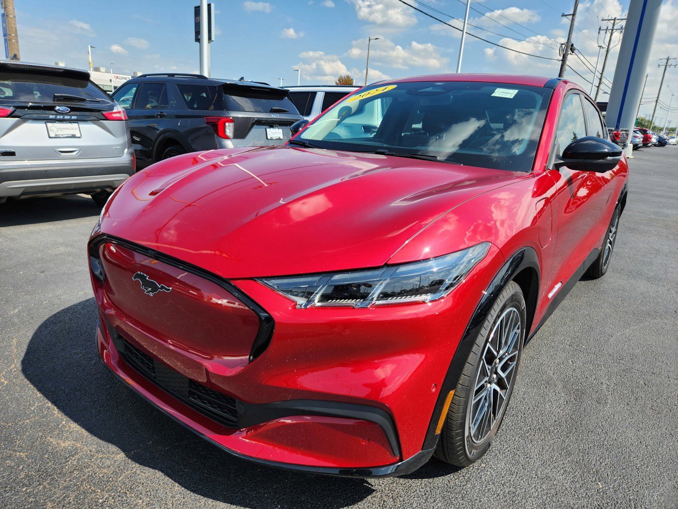 2024 Ford Mustang Mach-E Premium photo 4