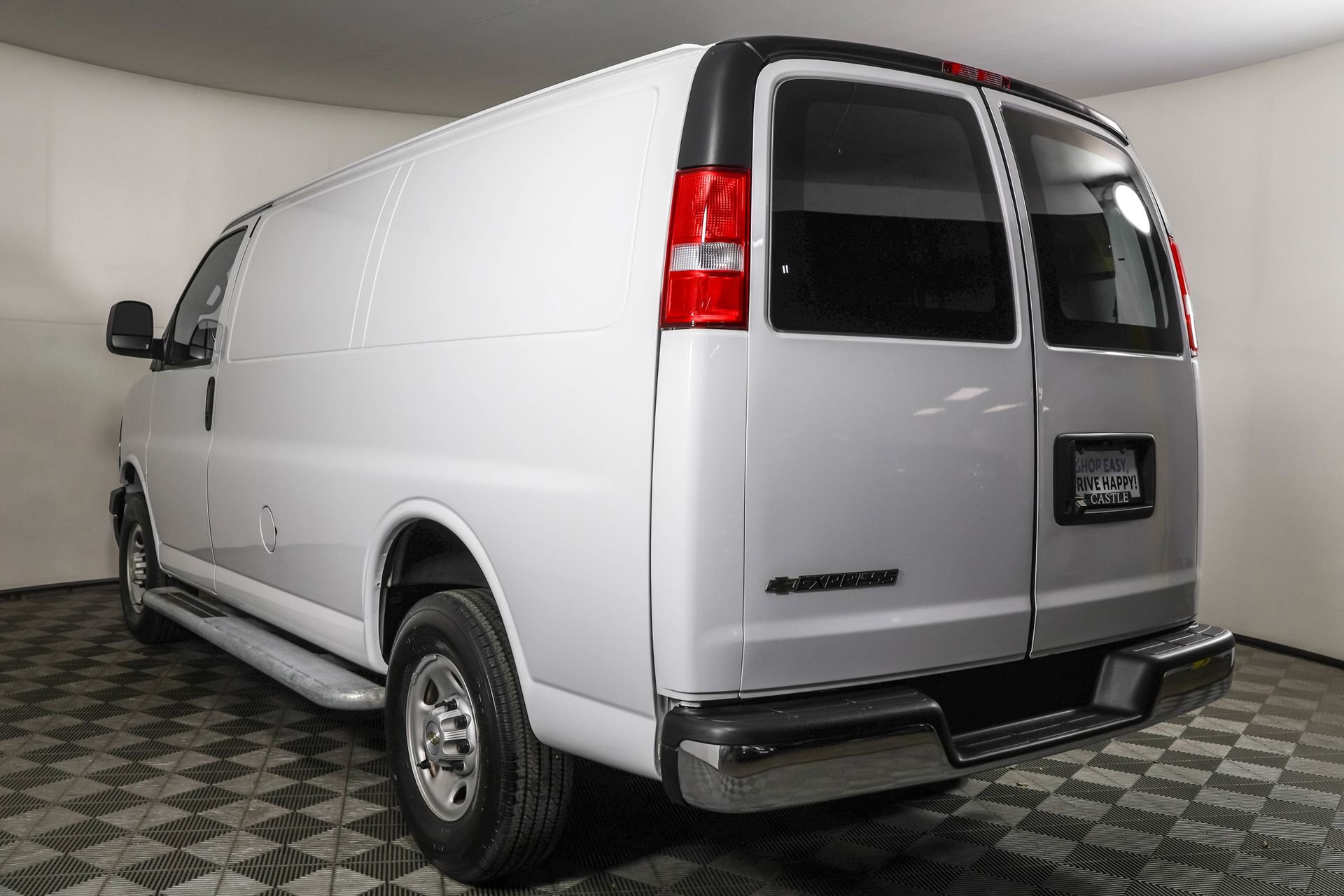 2023 Chevrolet Express Cargo Van 2500 photo 3