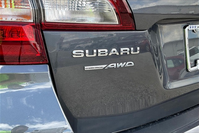 2018 Subaru Outback 2.5i Premium photo 9