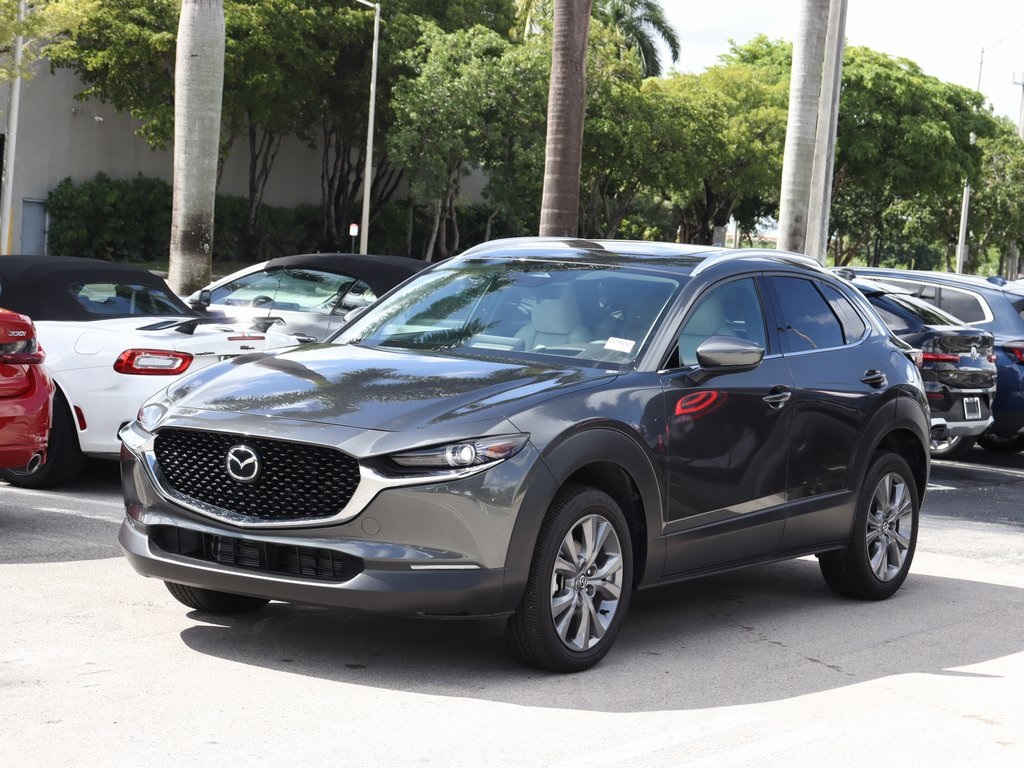 2025 Mazda CX-30 Premium's photo