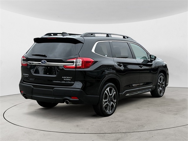 2024 Subaru Ascent Limited photo 4