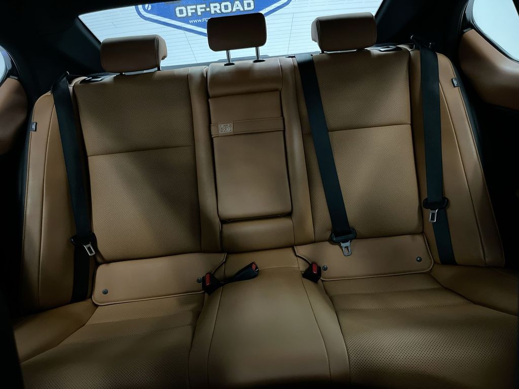 2022 Lexus IS 300 photo 14