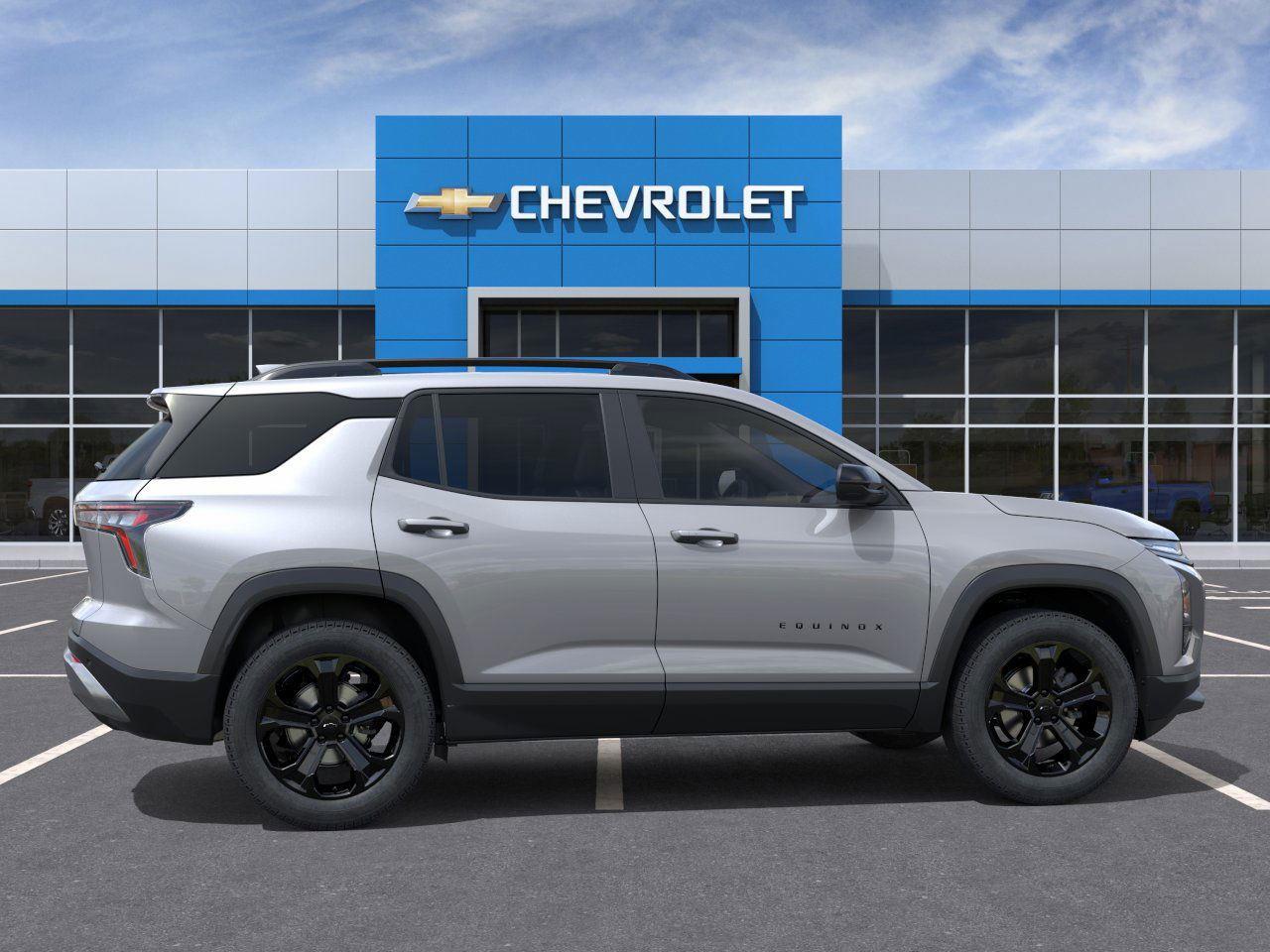 2026 Chevrolet Equinox LT photo 4