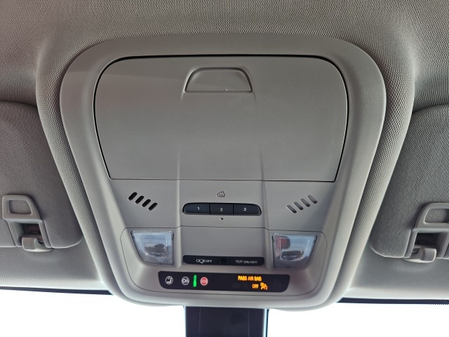 2020 Chevrolet Equinox LT photo 41