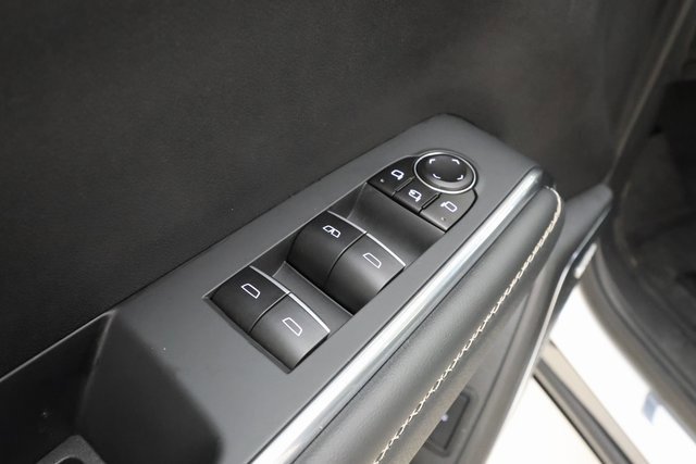 2025 Gmc Acadia Denali photo 9