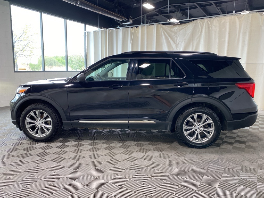 2022 Ford Explorer XLT photo 8