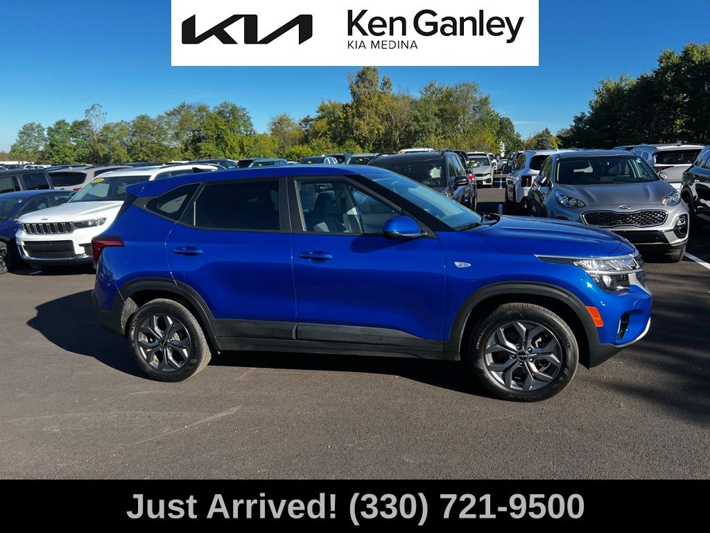 2024 Kia Seltos LX photo 5