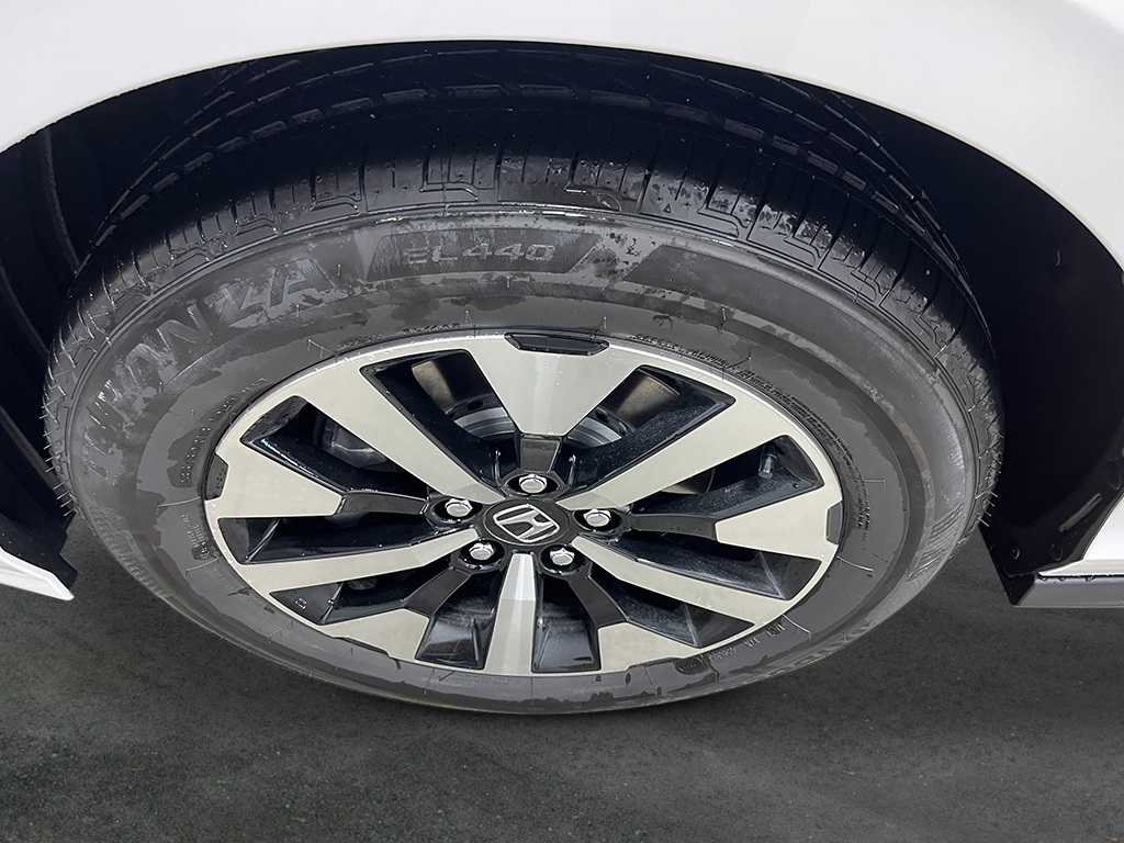 2026 Honda Odyssey EX-L photo 8