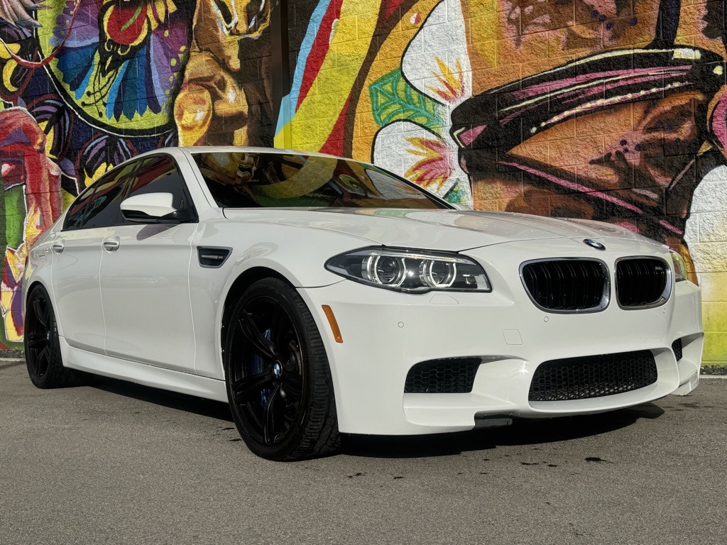 2016 BMW M5 Sedan Base's photo