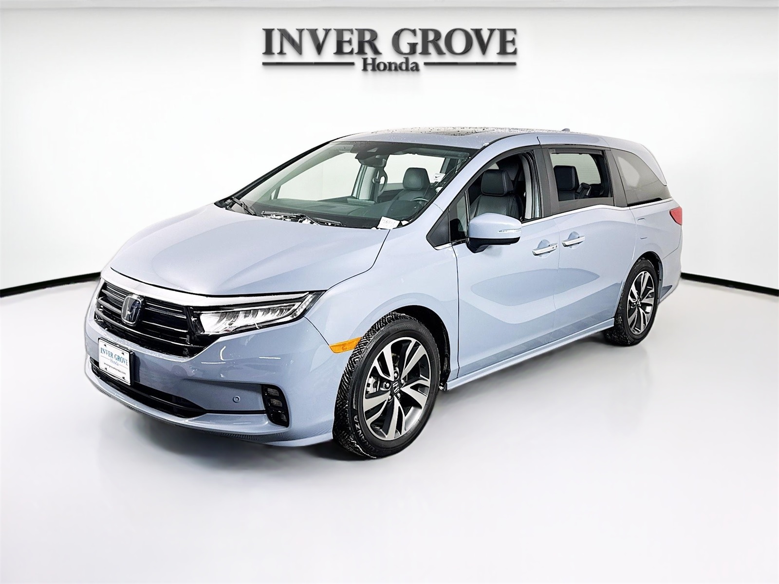 2023 Honda Odyssey Touring's photo