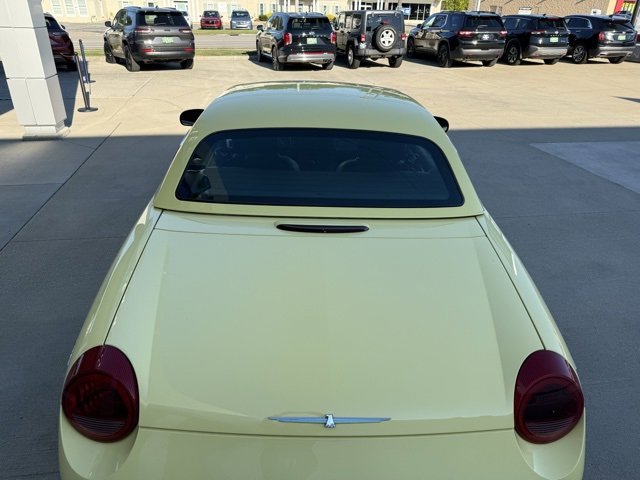 2002 Ford Thunderbird Base photo 7