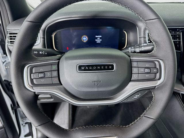 2025 Jeep Wagoneer L Series II Carbide photo 11