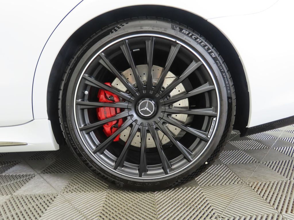 2026 Mercedes Benz S 63 e photo 28