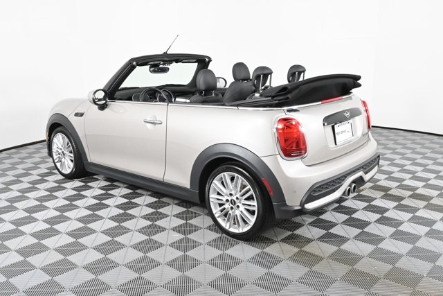 2024 Mini Cooper Convertible S photo 9