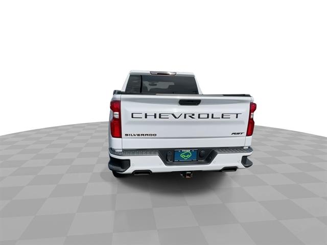 2022 Chevrolet Silverado RST photo 7