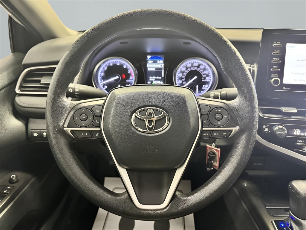 2022 Toyota Camry LE photo 12