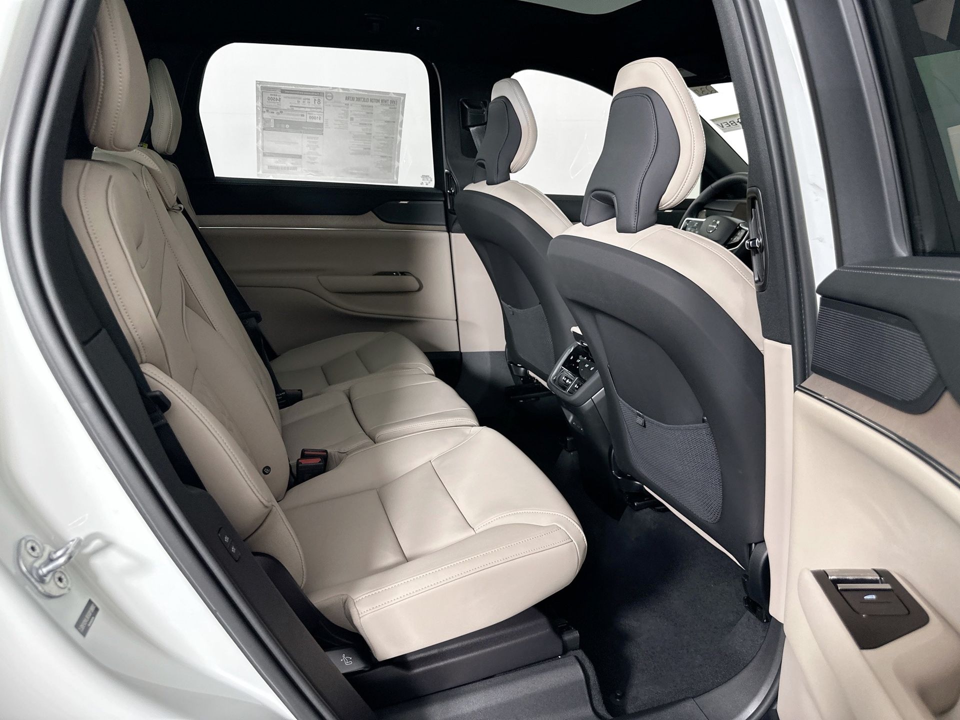 2025 Volvo EX90 Twin Motor Ultra photo 21